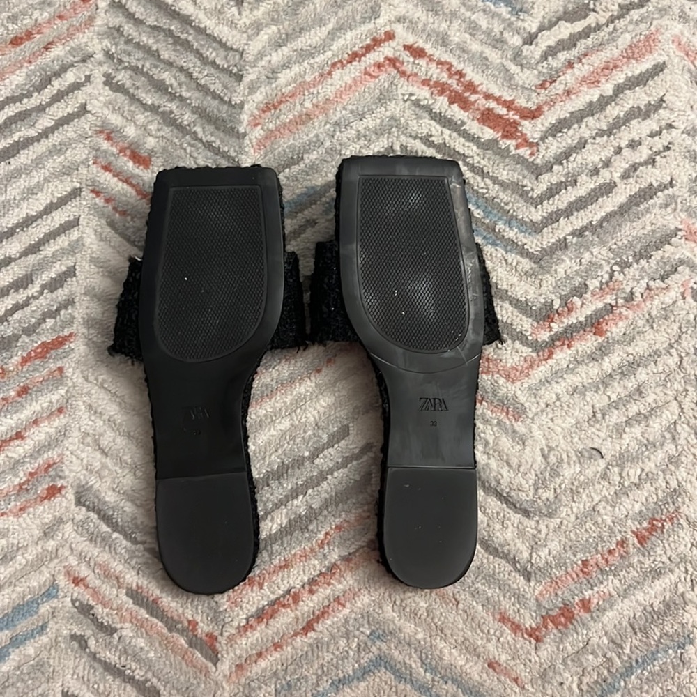 Zara Slippers - Picture 3 of 3